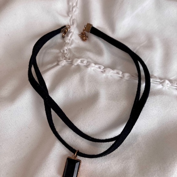 Black Choker Necklace - Picture 2 of 3